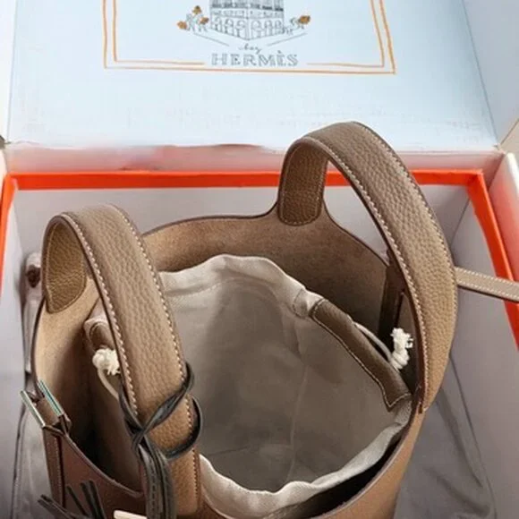 Luxury Picotin Style Leather Bucket Bag Etoupe PHW - Picture 3 of 9